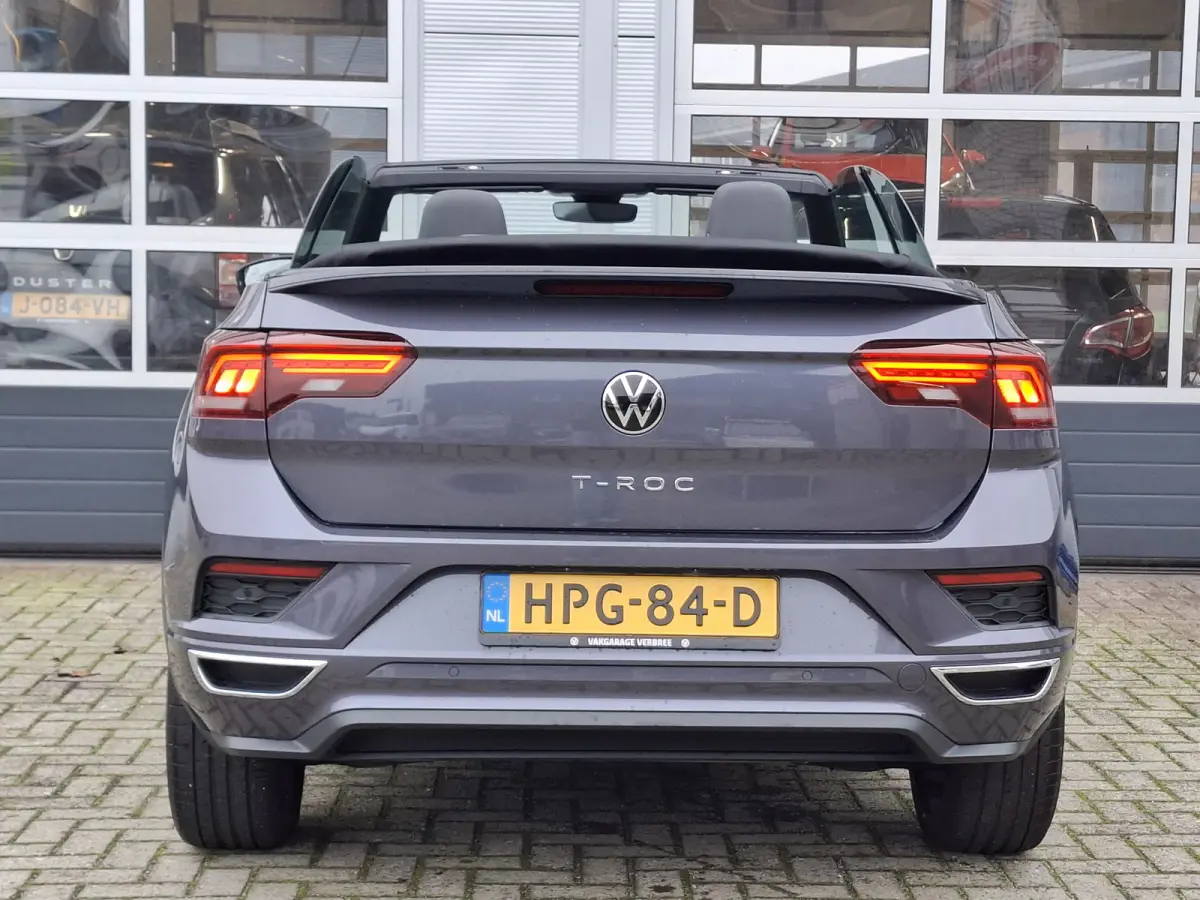 1.5 TSI R-Line | Navigatie/Android/Apple Carplay | LM Velgen 17" | Voorstoelen/Stuurwiel Verwarmd | Adaptive Cruise Control | Achteruitrijcamera | Airco |