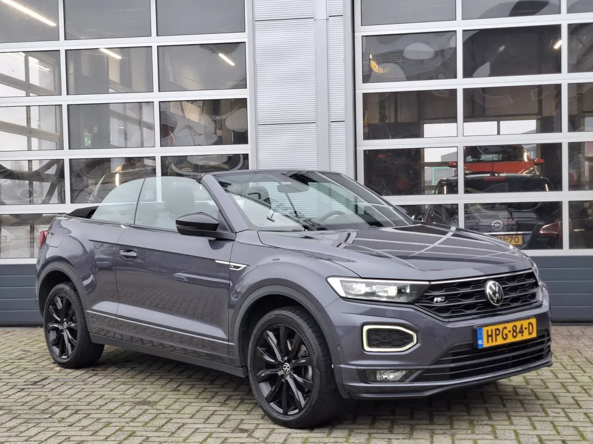 1.5 TSI R-Line | Navigatie/Android/Apple Carplay | LM Velgen 17" | Voorstoelen/Stuurwiel Verwarmd | Adaptive Cruise Control | Achteruitrijcamera | Airco |
