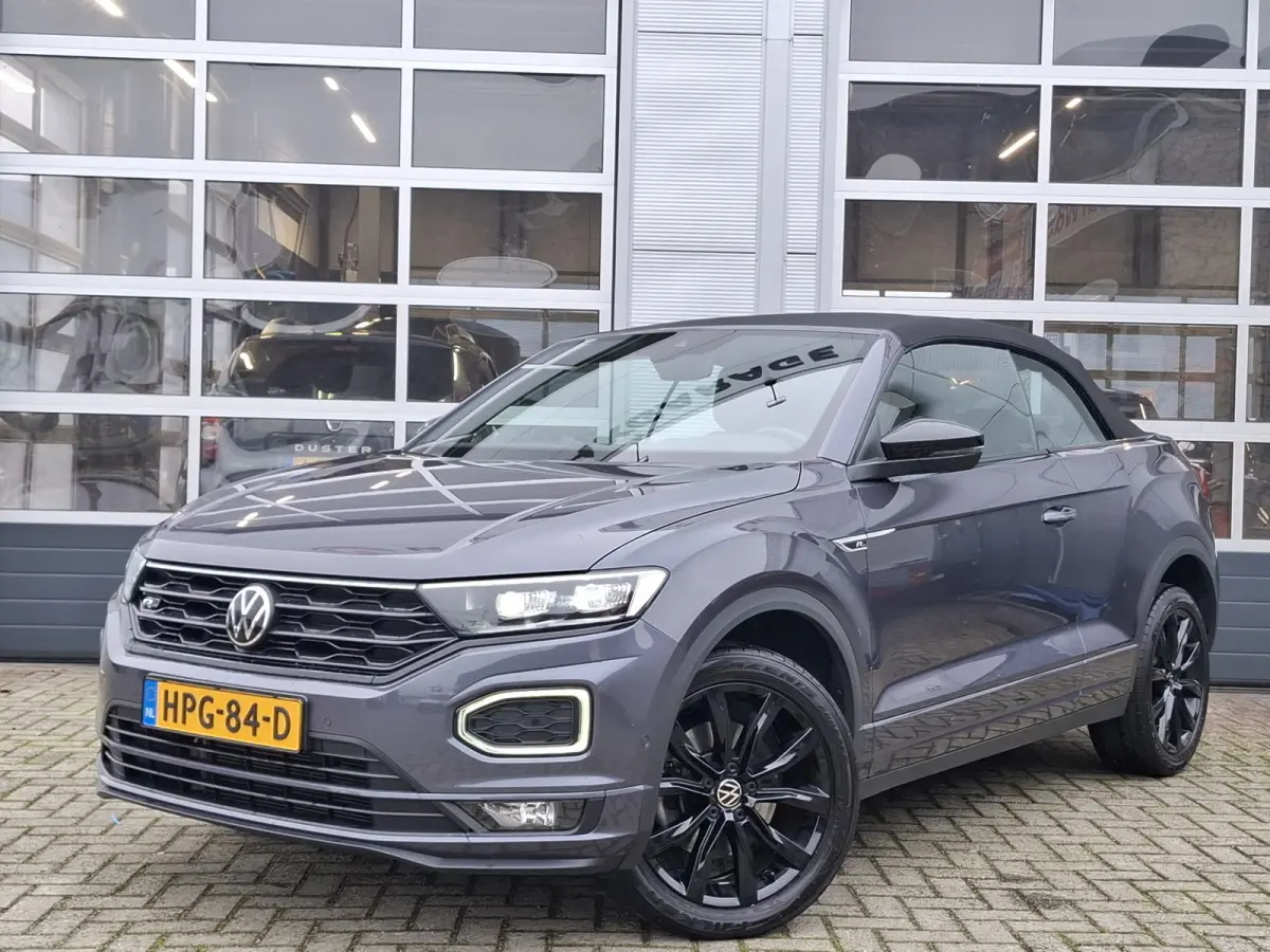 1.5 TSI R-Line | Navigatie/Android/Apple Carplay | LM Velgen 17" | Voorstoelen/Stuurwiel Verwarmd | Adaptive Cruise Control | Achteruitrijcamera | Airco |