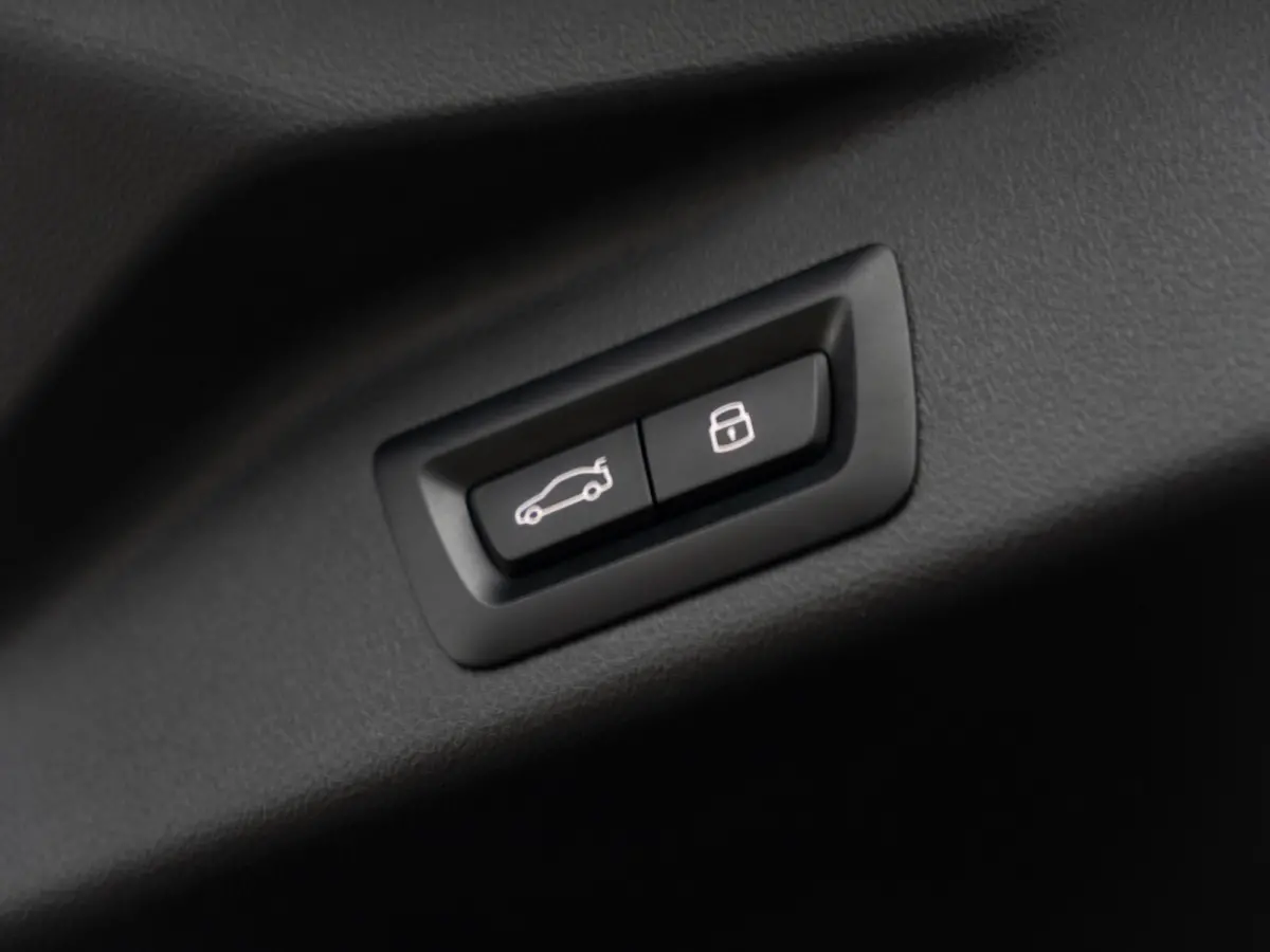 xDrive50e SoH 100% | M Sportpakket | Sky Lounge |Innovation Pack | Harman Kardon | Comfort Access | Stoelverwarming | 22'' |