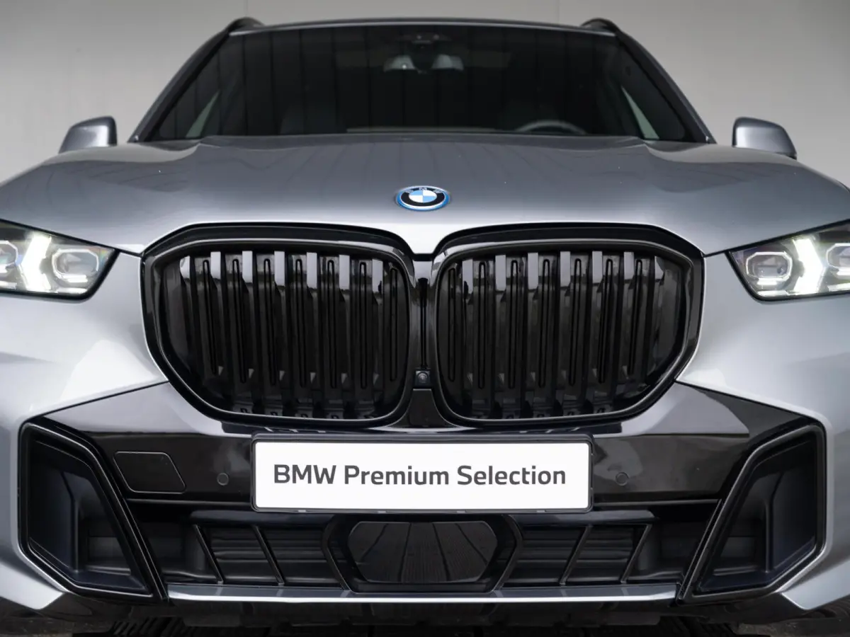 xDrive50e SoH 100% | M Sportpakket | Sky Lounge |Innovation Pack | Harman Kardon | Comfort Access | Stoelverwarming | 22'' |