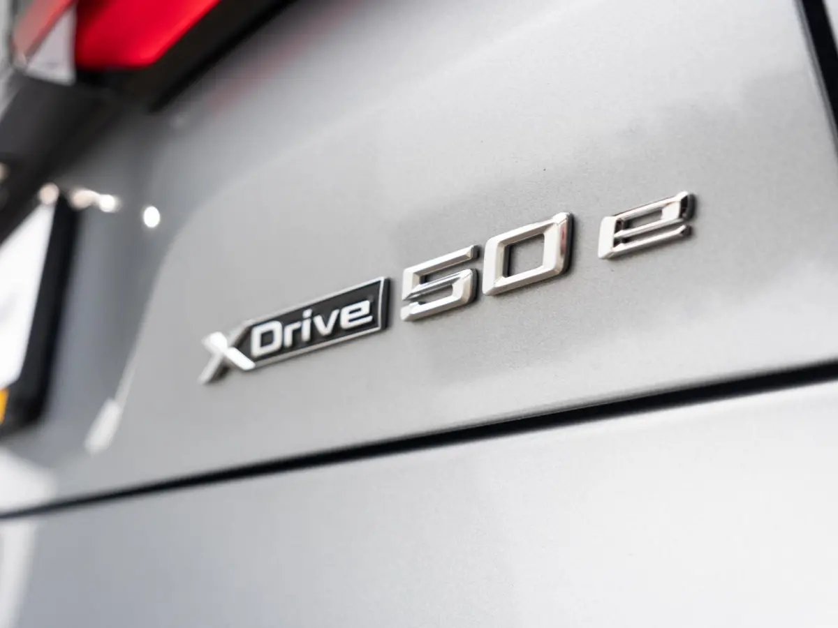 xDrive50e SoH 100% | M Sportpakket | Sky Lounge |Innovation Pack | Harman Kardon | Comfort Access | Stoelverwarming | 22'' |