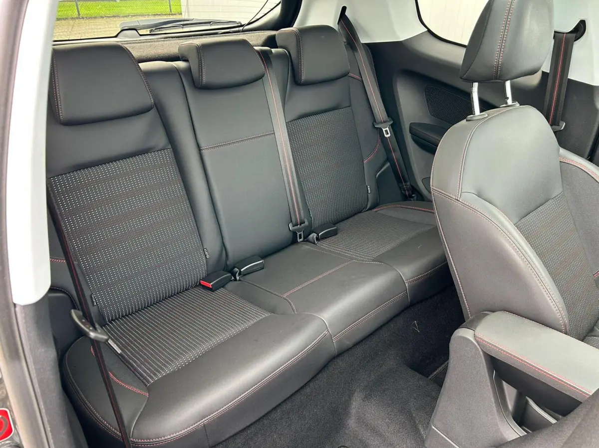 1.2 PureTech GT-line Airco/Bluetooth/Cruise