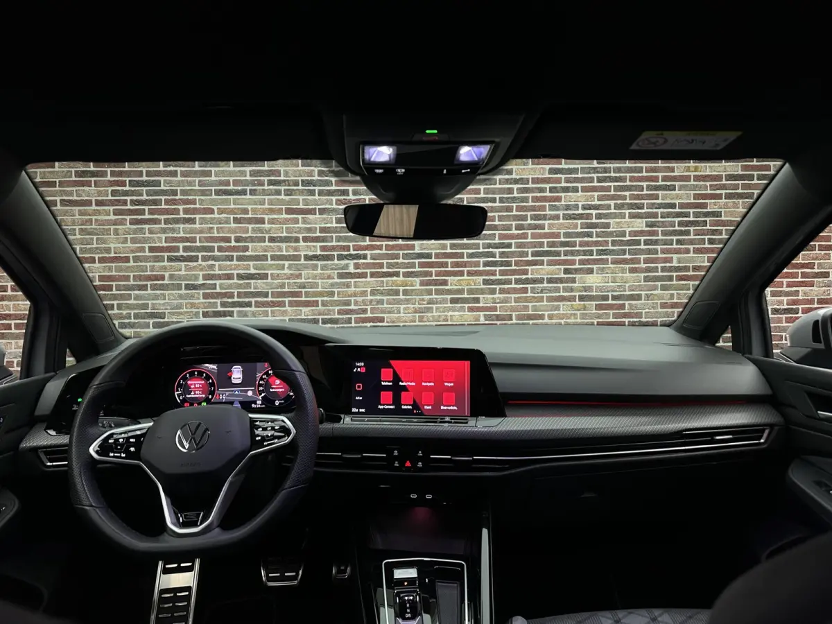 1.5 eTSI R-Line Dodehoek herkenning | Camera | Virtual display | Keyless entry