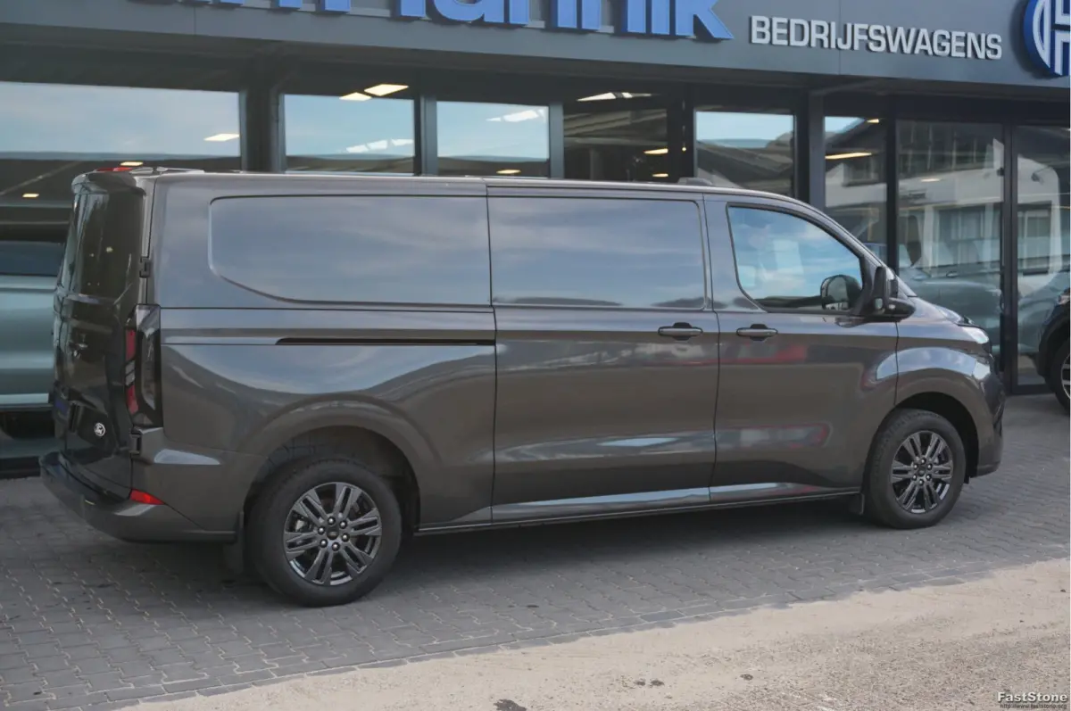 320L 2.5 PHEV Hybride 233PK Limited PRIJS INCL. BPM !! 13" Navi, Adap. Cruise, Camera, 17" LM, Trekhaak!! NR. HYB004