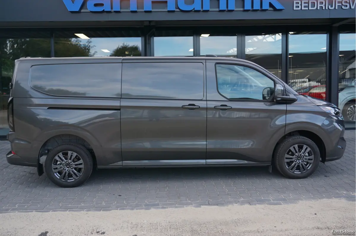 320L 2.5 PHEV Hybride 233PK Limited PRIJS INCL. BPM !! 13" Navi, Adap. Cruise, Camera, 17" LM, Trekhaak!! NR. HYB004