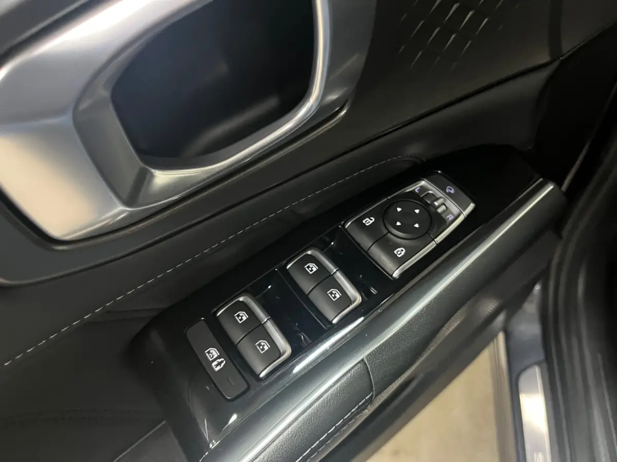 1.6 T-GDI Plug-in Hybrid 4WD DynamicLine 7p | Trekhaak |