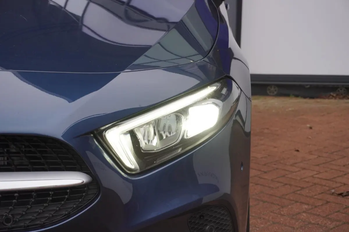 250 e Business Line PHEV / Camera / Navi / Stoelverwarm. / LED / SUPER PRIJS + APK 10-2028