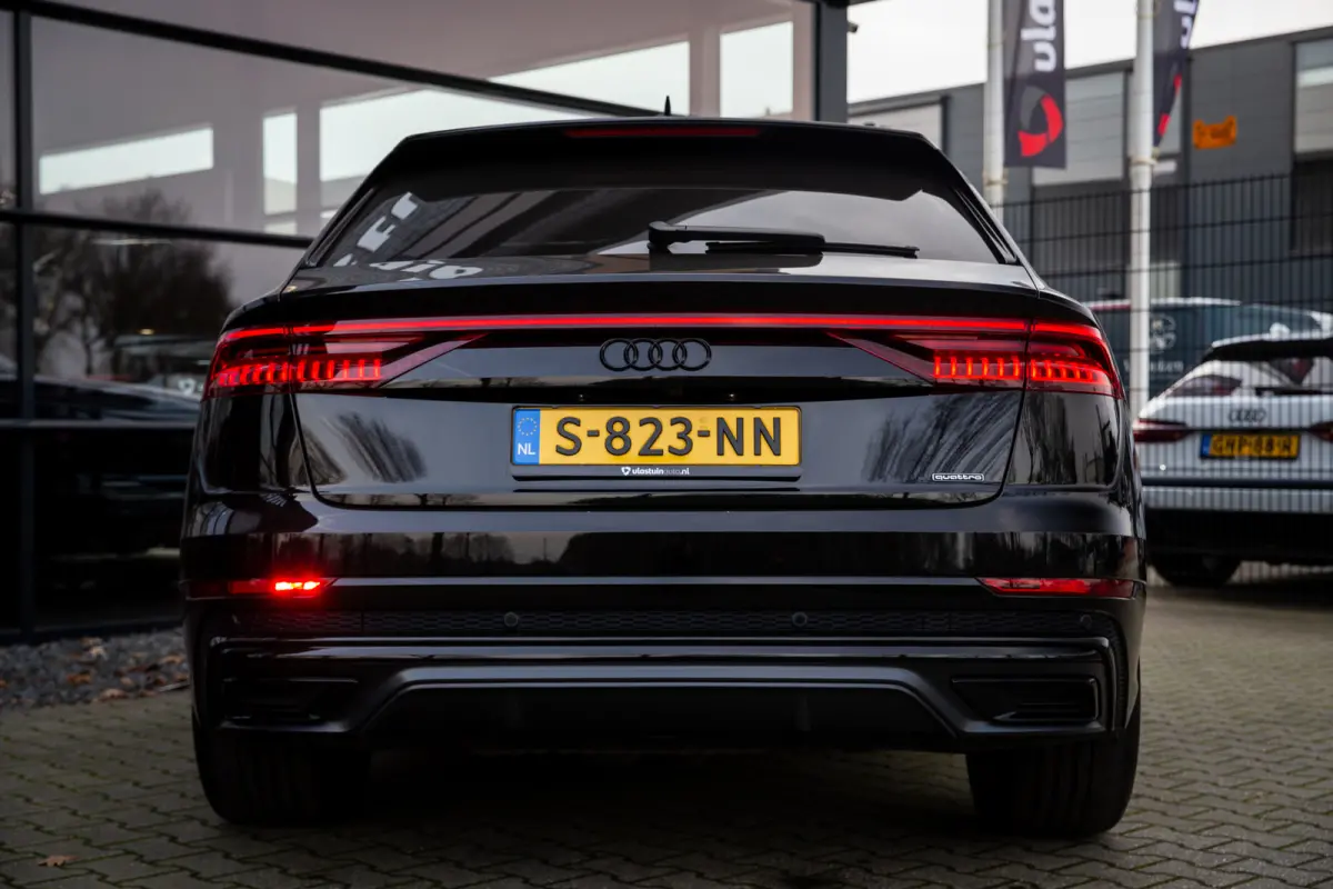 55 TFSI e quattro Pro Line Advanced , RS-seats, 3D-camera, Luchtvering, Head-up display, Apple Carplay, S-line