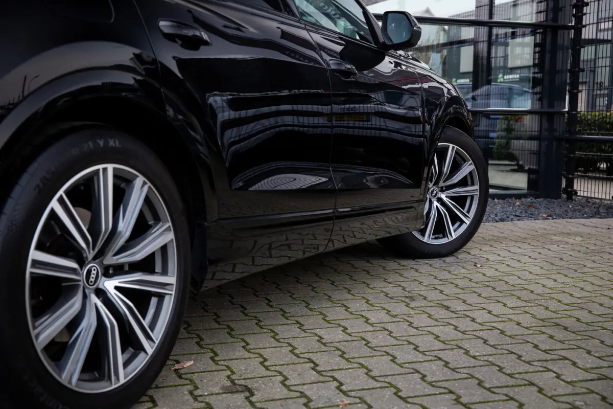 55 TFSI e quattro Pro Line Advanced , RS-seats, 3D-camera, Luchtvering, Head-up display, Apple Carplay, S-line