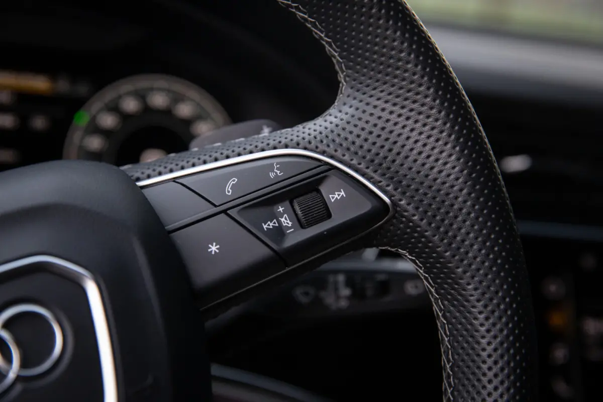 55 TFSI e quattro Pro Line Advanced , RS-seats, 3D-camera, Luchtvering, Head-up display, Apple Carplay, S-line