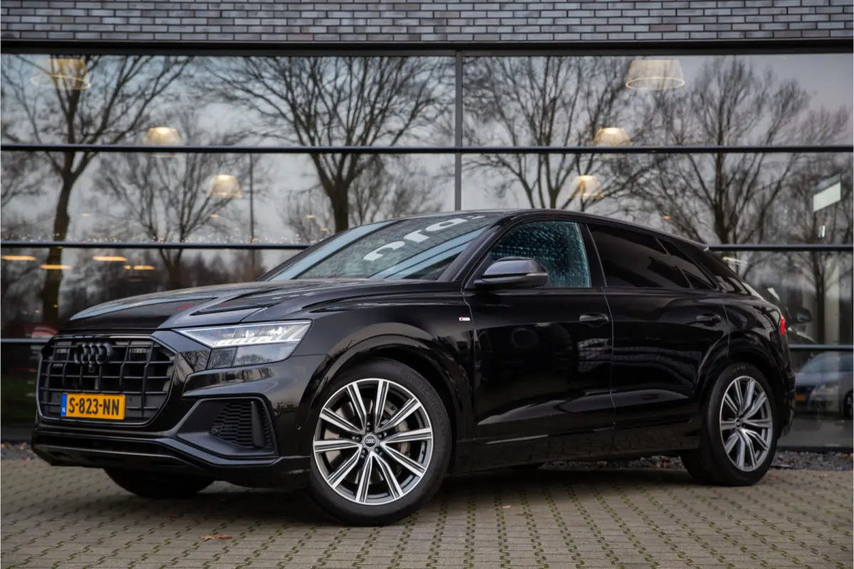 55 TFSI e quattro Pro Line Advanced , RS-seats, 3D-camera, Luchtvering, Head-up display, Apple Carplay, S-line