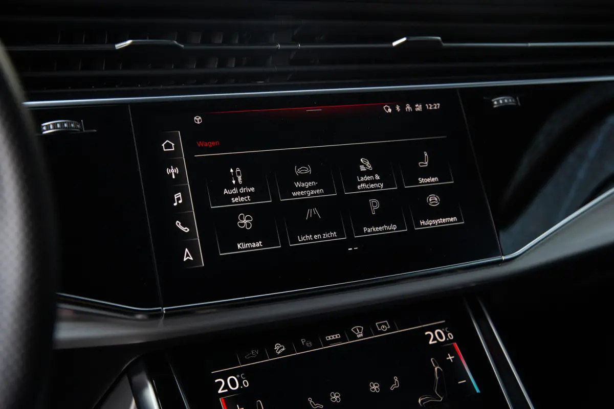 55 TFSI e quattro Pro Line Advanced , RS-seats, 3D-camera, Luchtvering, Head-up display, Apple Carplay, S-line