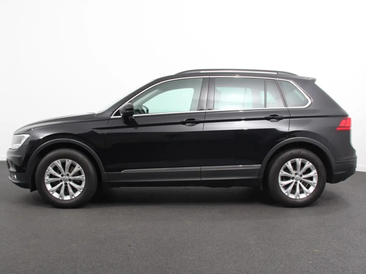 1.5 TSI Comfortline Team DSG Navigatie  Apple carplay/Android Auto  Climate Control  Camera  Lane Assist  Virtual Cockpit  Winterpakket  Adaptive Cruise control  Lichtmetalen Velgen