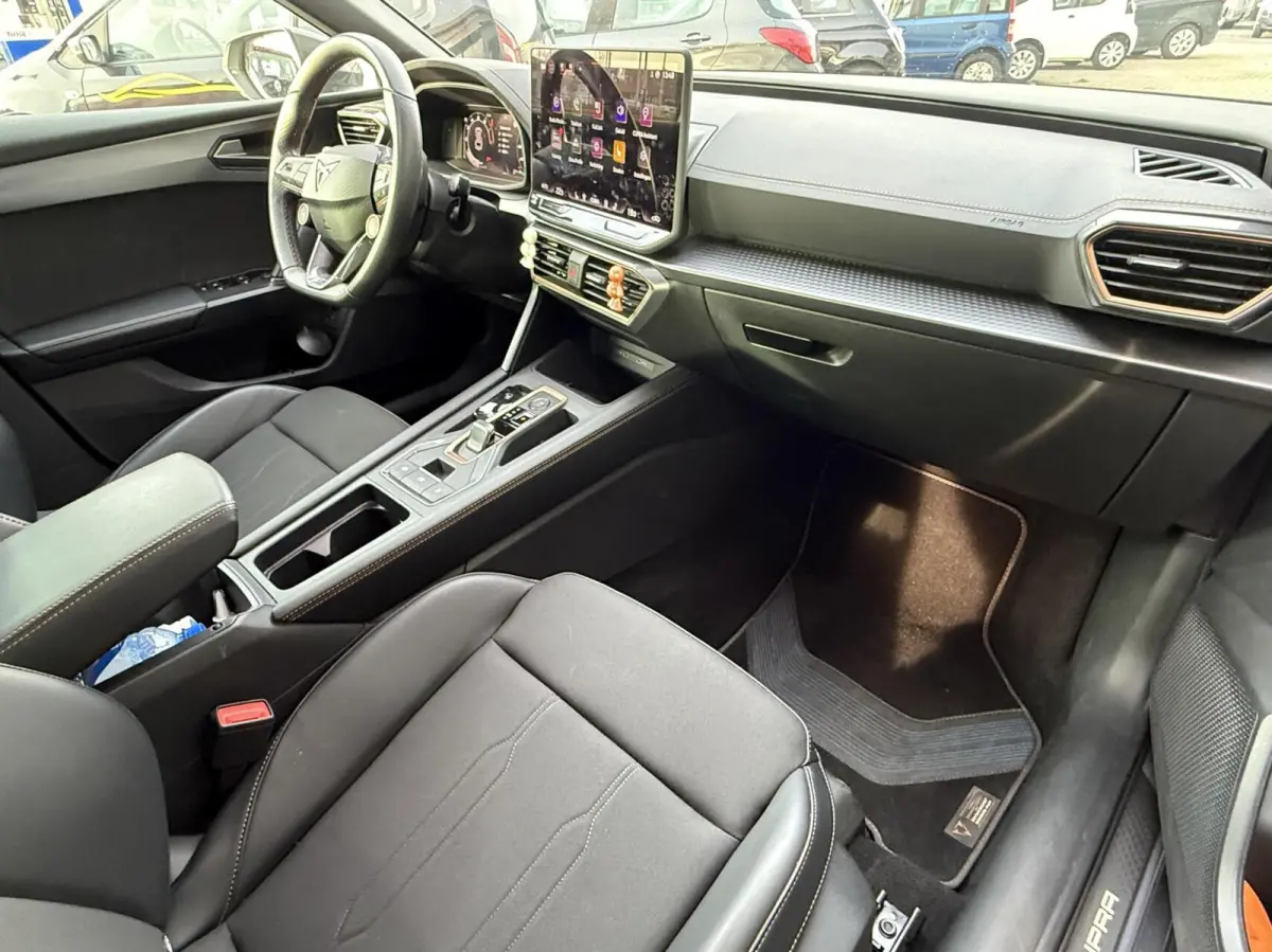1.5 TSI e-Hybrid VZ Performance
