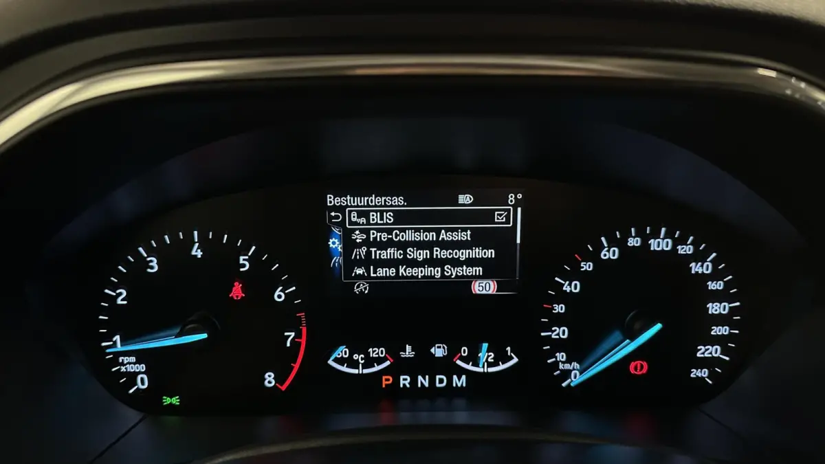 1.0 EcoBoost Titanium Business PANO LEER CRUISE NAVI CARPLAY ECC.