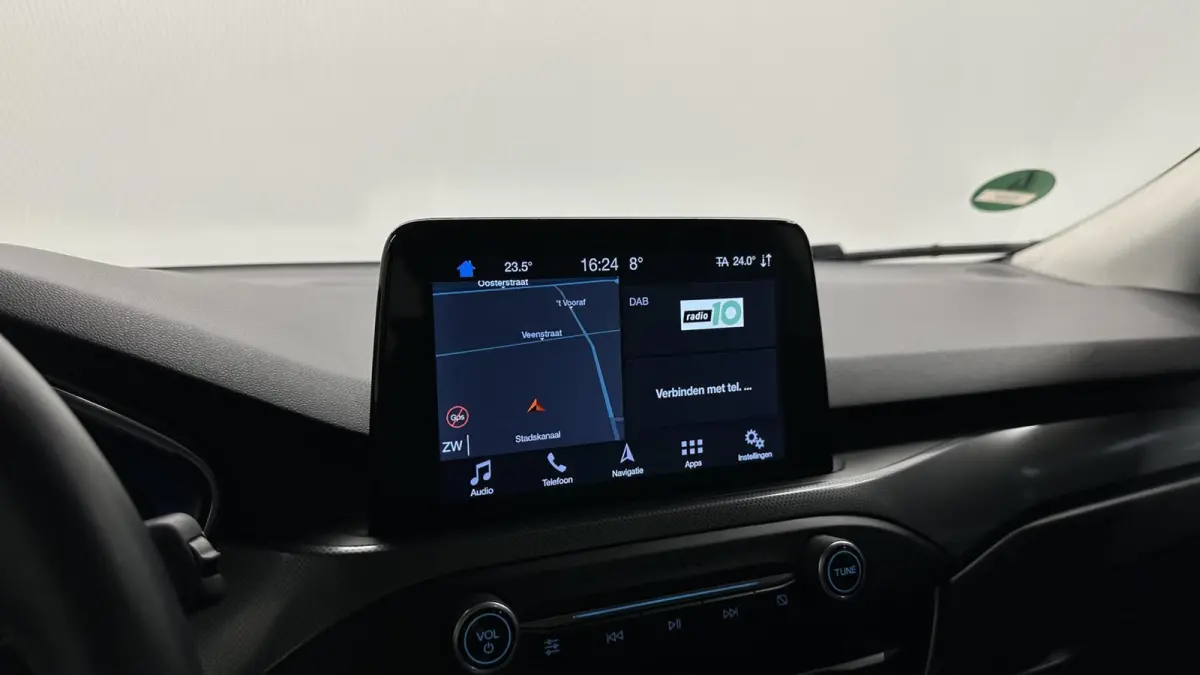 1.0 EcoBoost Titanium Business PANO LEER CRUISE NAVI CARPLAY ECC.