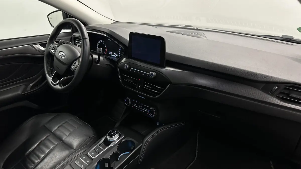 1.0 EcoBoost Titanium Business PANO LEER CRUISE NAVI CARPLAY ECC.