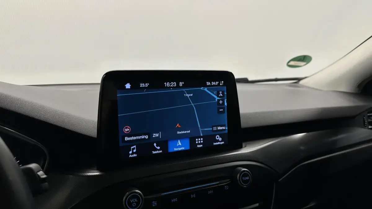 1.0 EcoBoost Titanium Business PANO LEER CRUISE NAVI CARPLAY ECC.
