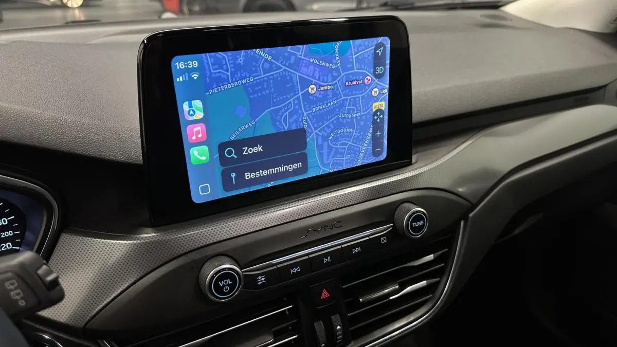 1.0 EcoBoost Titanium Business PANO LEER CRUISE NAVI CARPLAY ECC.