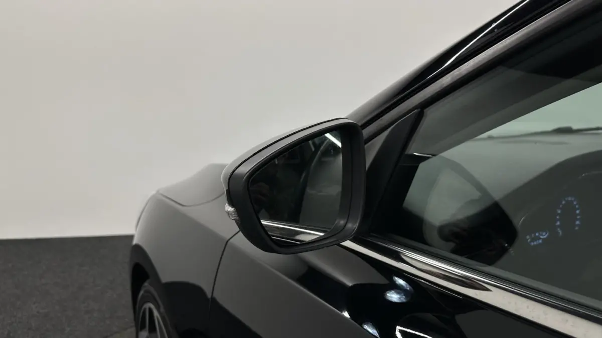 1.0 EcoBoost Titanium Business PANO LEER CRUISE NAVI CARPLAY ECC.