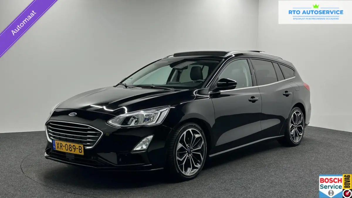 1.0 EcoBoost Titanium Business PANO LEER CRUISE NAVI CARPLAY ECC.