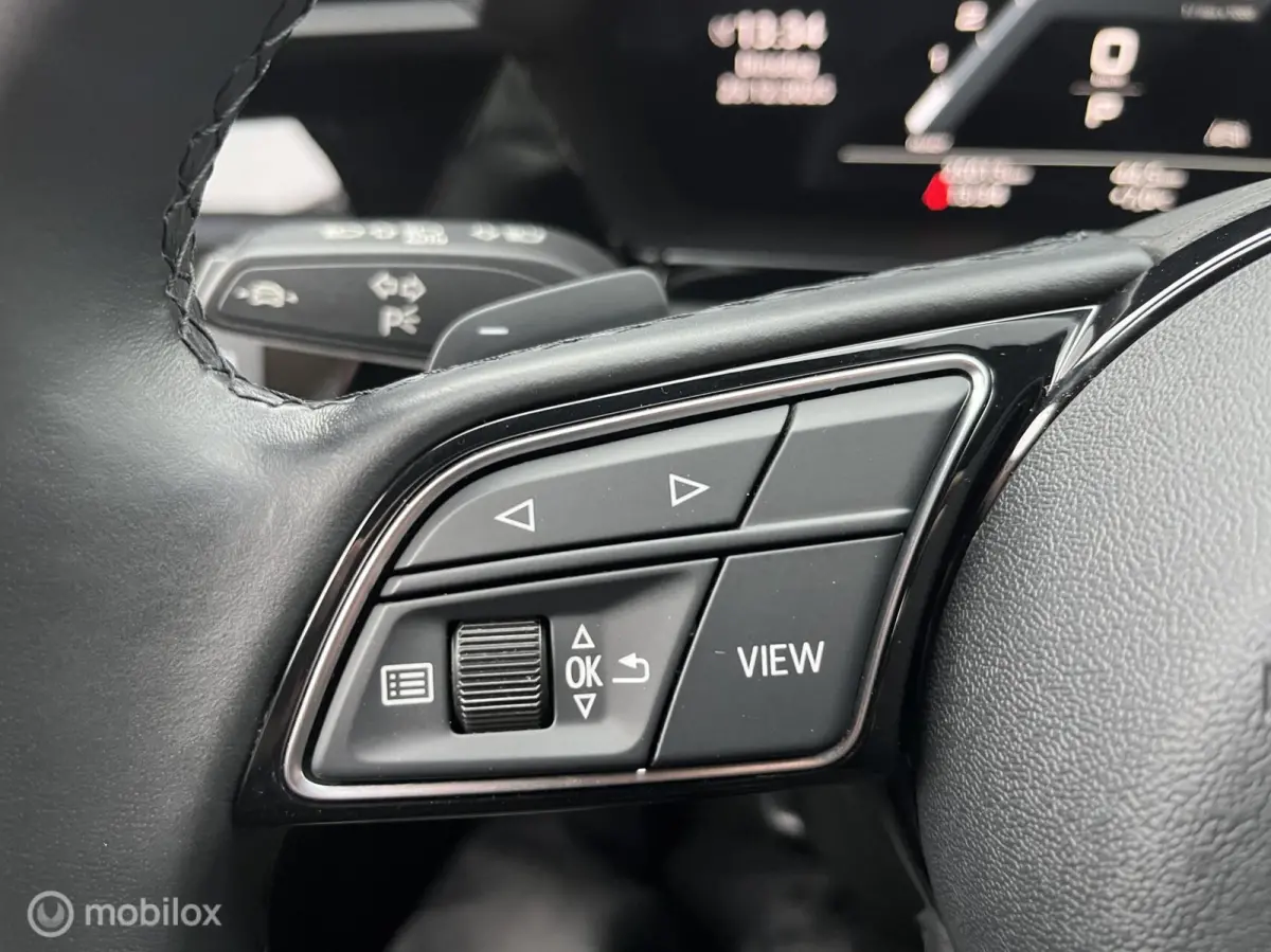 35 TFSI S-LINE*LEDER*NAVI*CARPLAY*ACC*PDC*