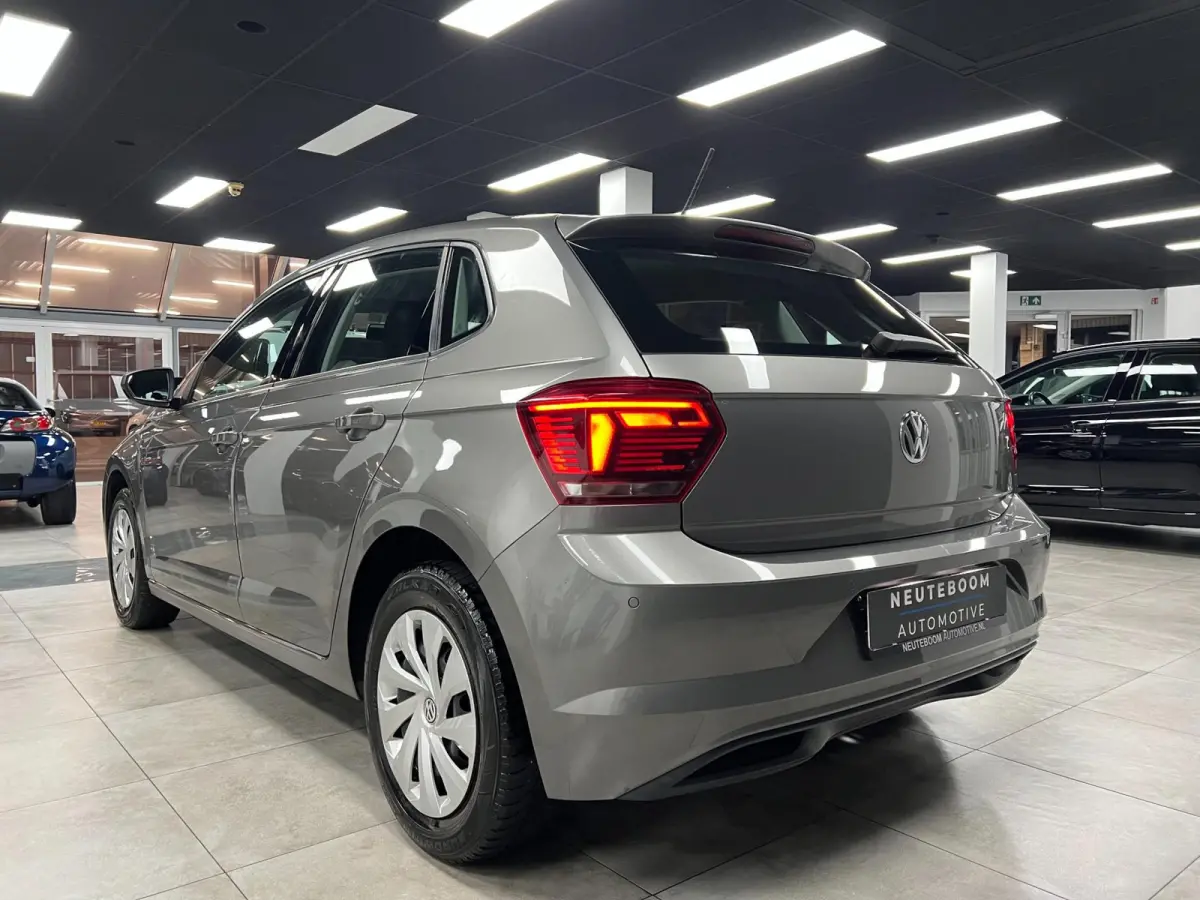 1.0 TSI | PDC | Airco | 95PK| Carplay | LED|
