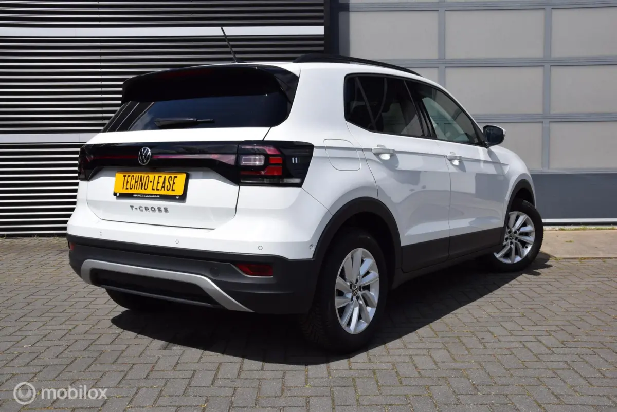 1.0 TSI Life 110pk DSG Executive pakket App connect