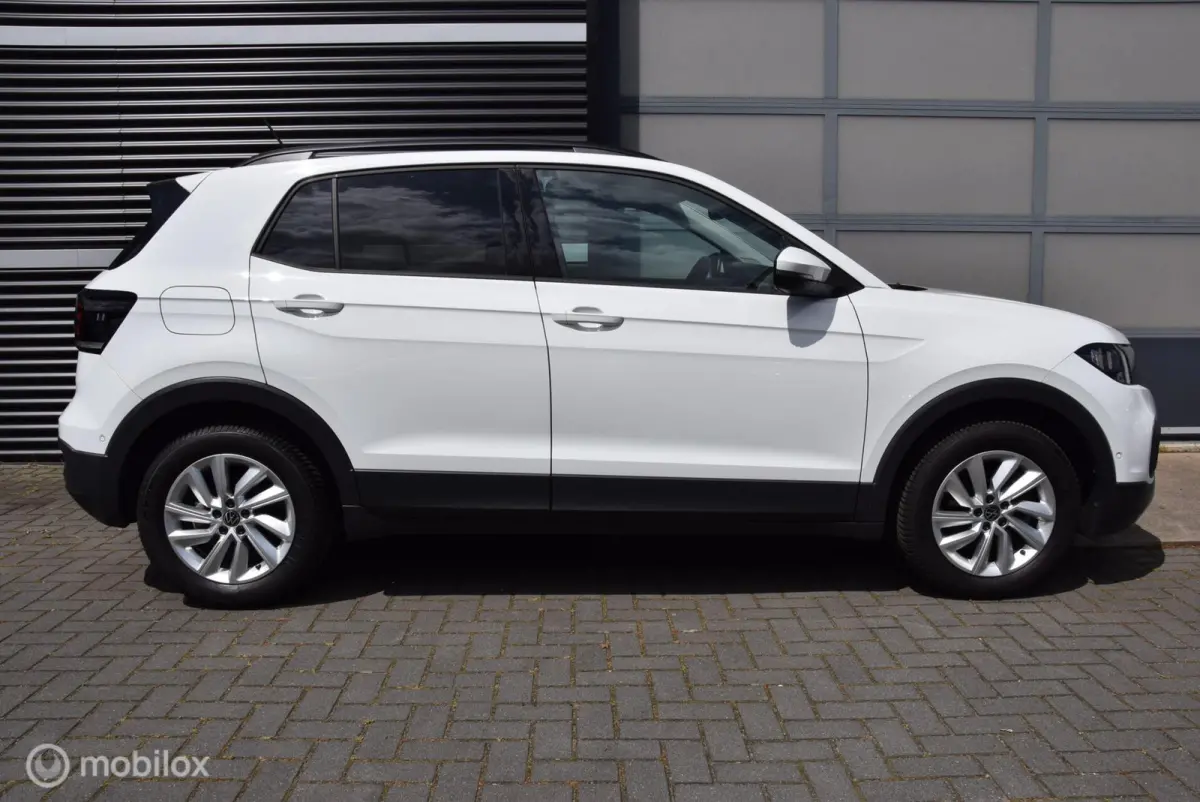 1.0 TSI Life 110pk DSG Executive pakket App connect