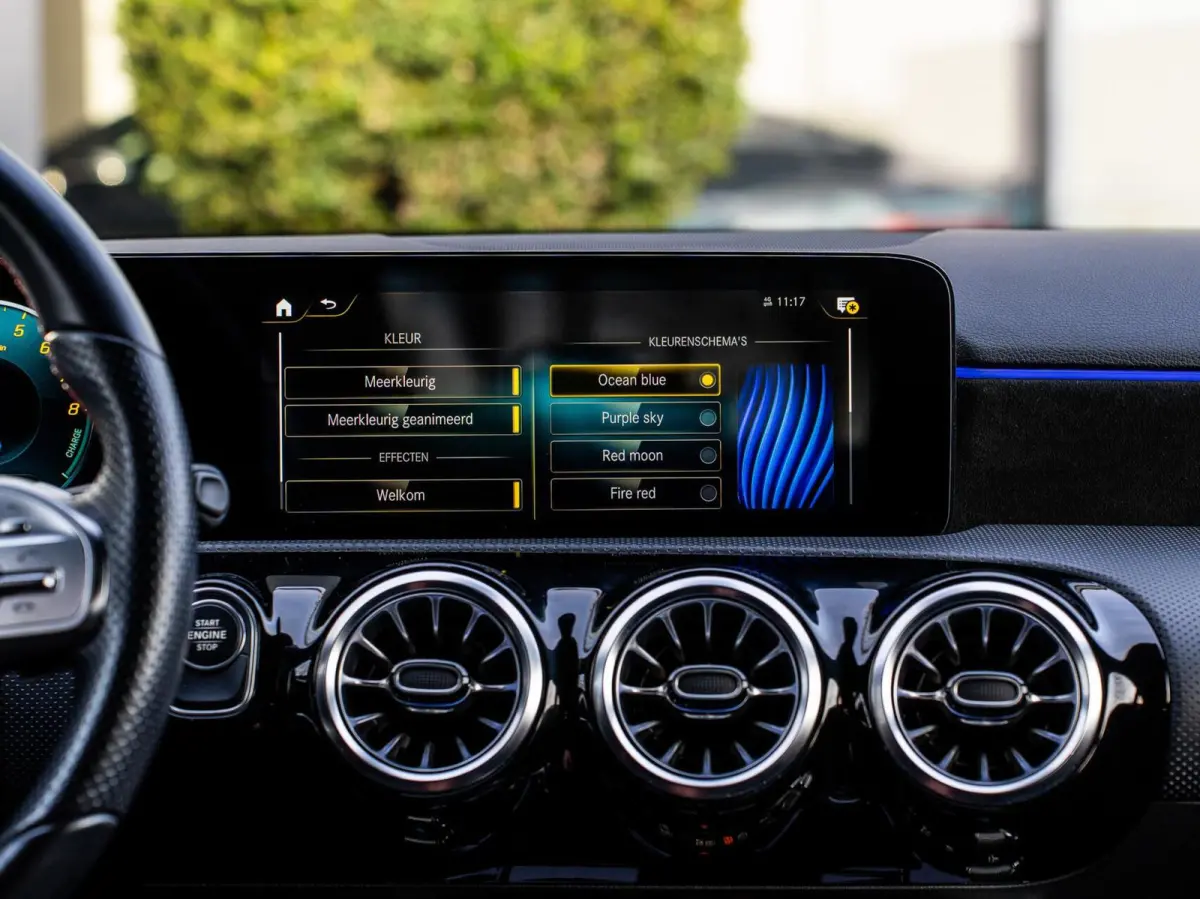 A250e AMG|PANO|18''|BURMESTER|SFEERVERL.