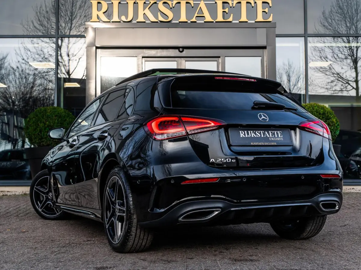 A250e AMG|PANO|18''|BURMESTER|SFEERVERL.