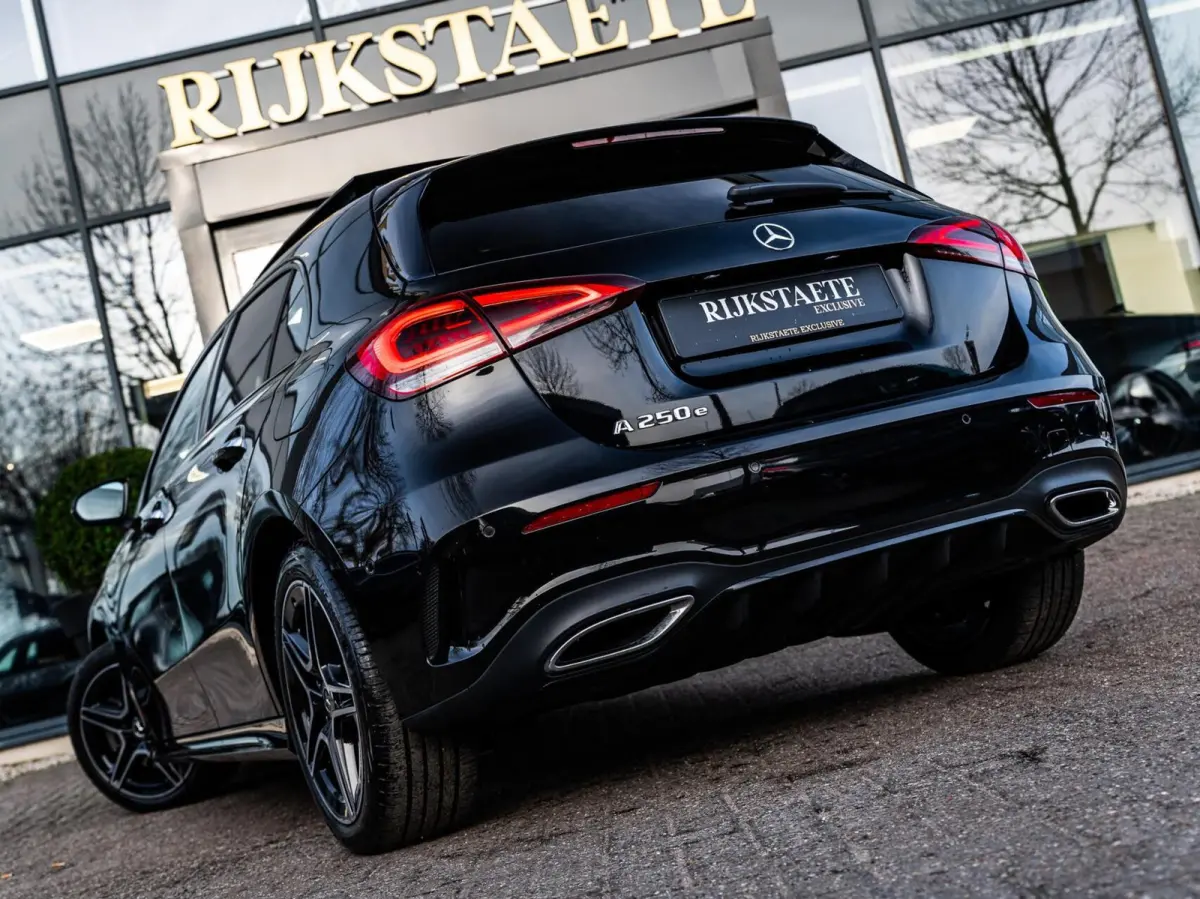 A250e AMG|PANO|18''|BURMESTER|SFEERVERL.