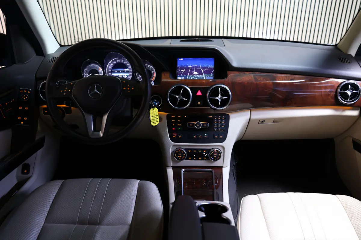 350 V6 4Matic AMG Prestige MEMORY STOELVENT. NAV CAMERA LEDER XENON '12