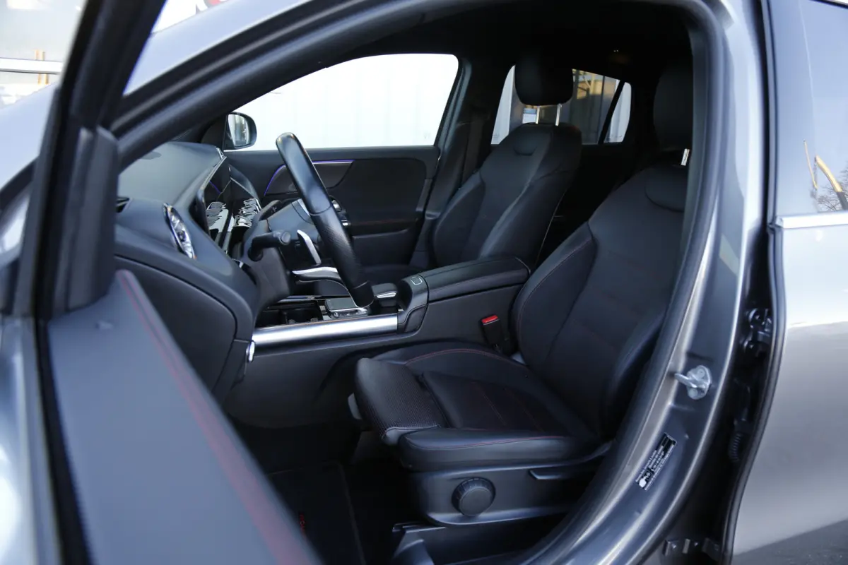 250 e AMG Edition Plug in hybride*Perfect Onderh.*Sfeerverl./Leder/Stoelverw./Camera/LED/Elek. Achterklep/DAB/Standkachel/Rijstrook/Parkeersens.V+A/20 inch LM*