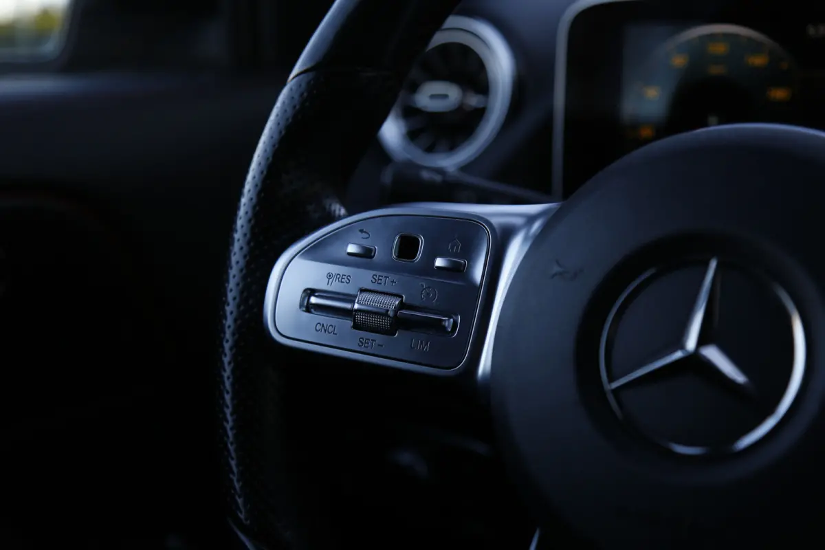 250 e AMG Edition Plug in hybride*Perfect Onderh.*Sfeerverl./Leder/Stoelverw./Camera/LED/Elek. Achterklep/DAB/Standkachel/Rijstrook/Parkeersens.V+A/20 inch LM*