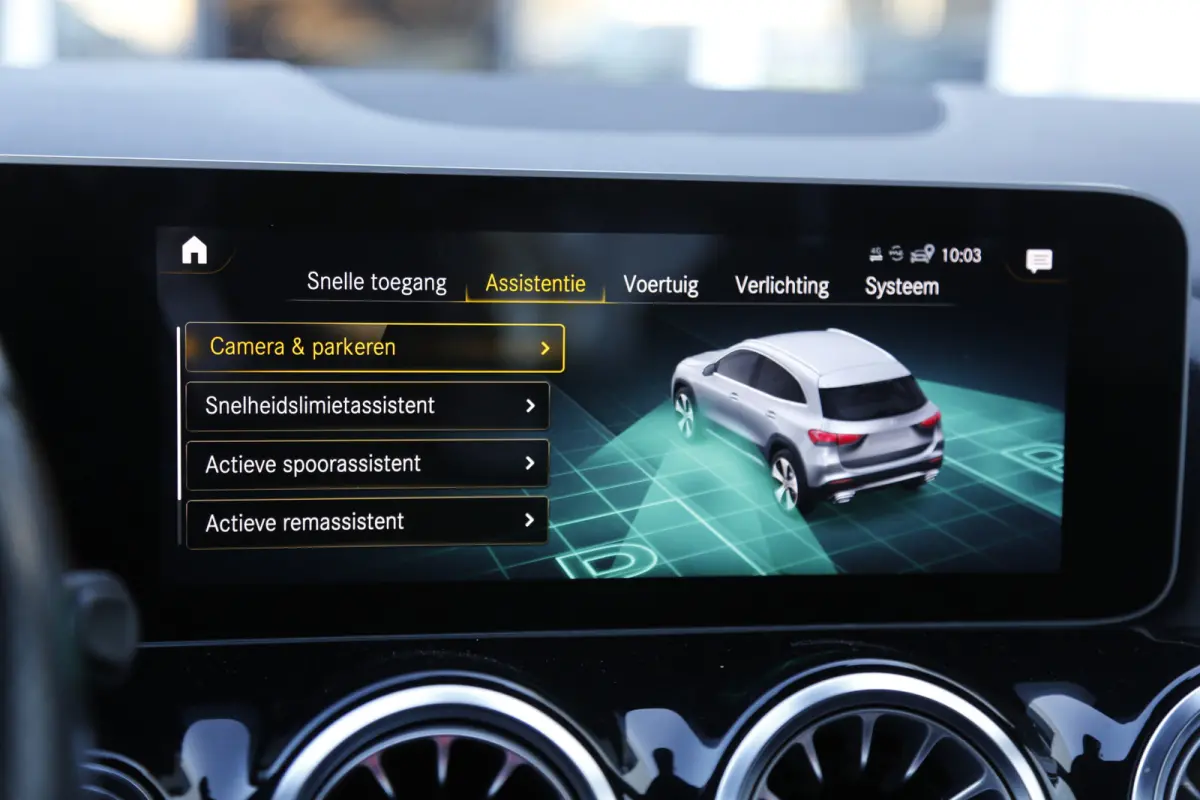 250 e AMG Edition Plug in hybride*Perfect Onderh.*Sfeerverl./Leder/Stoelverw./Camera/LED/Elek. Achterklep/DAB/Standkachel/Rijstrook/Parkeersens.V+A/20 inch LM*