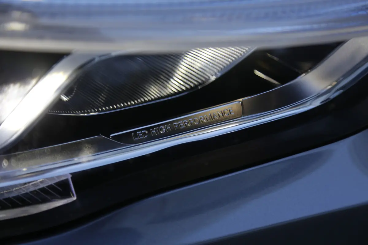 250 e AMG Edition Plug in hybride*Perfect Onderh.*Sfeerverl./Leder/Stoelverw./Camera/LED/Elek. Achterklep/DAB/Standkachel/Rijstrook/Parkeersens.V+A/20 inch LM*