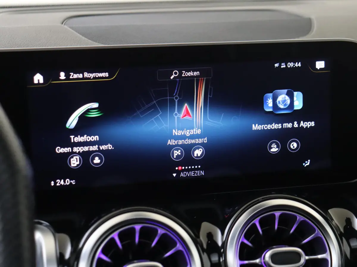 AMG 35 4MATIC Premium Plus /Panoramadak /Burmester 3D /Distronic /360 Camera
