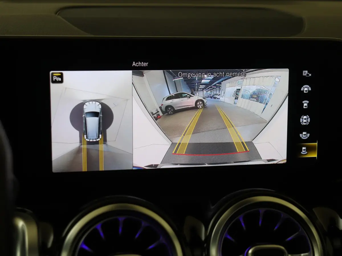 AMG 35 4MATIC Premium Plus /Panoramadak /Burmester 3D /Distronic /360 Camera