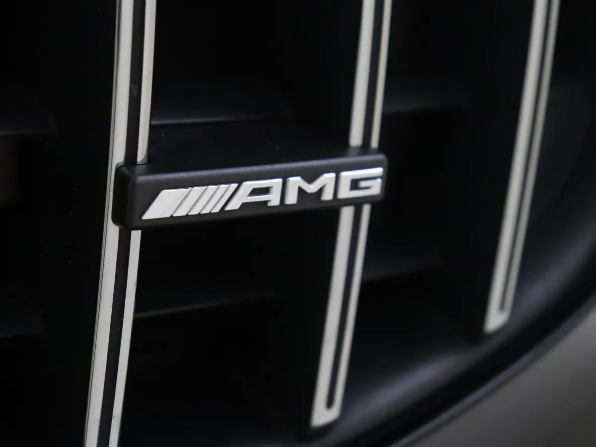 AMG 35 4MATIC Premium Plus /Panoramadak /Burmester 3D /Distronic /360 Camera