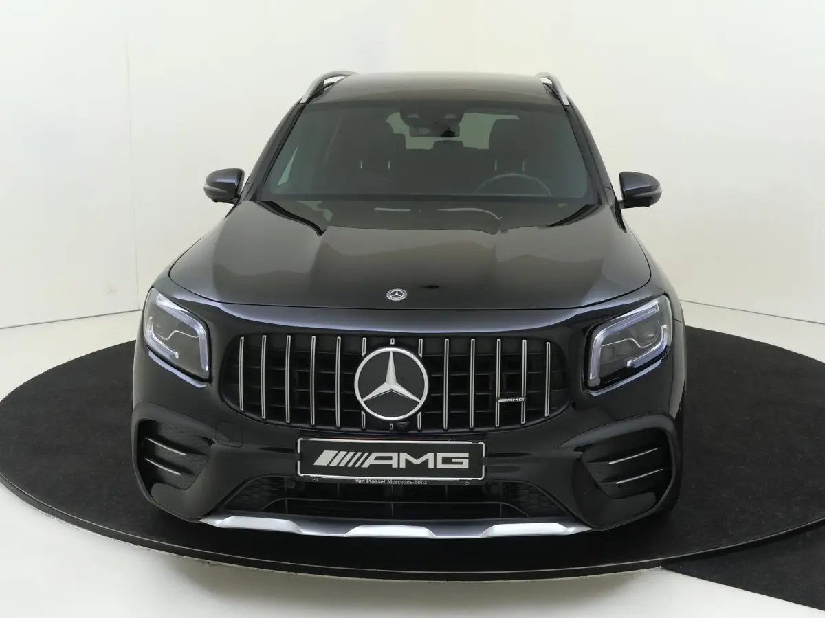 AMG 35 4MATIC Premium Plus /Panoramadak /Burmester 3D /Distronic /360 Camera