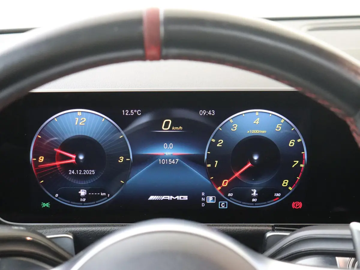 AMG 35 4MATIC Premium Plus /Panoramadak /Burmester 3D /Distronic /360 Camera