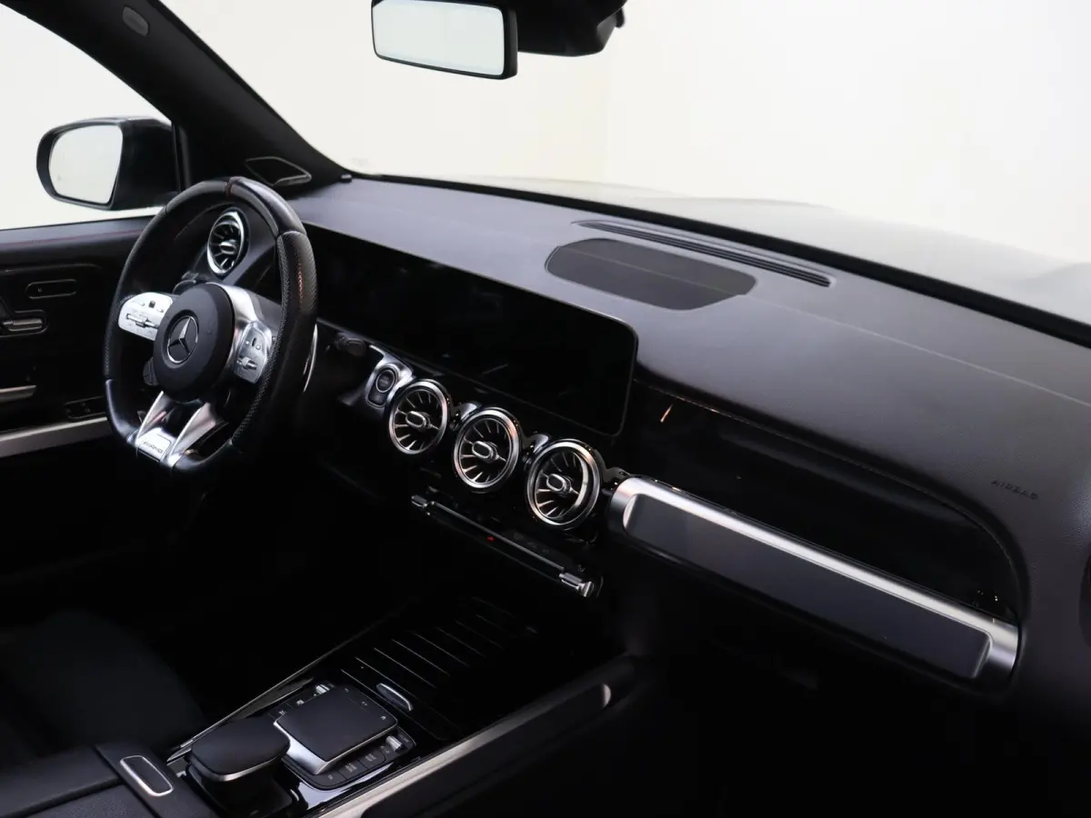 AMG 35 4MATIC Premium Plus /Panoramadak /Burmester 3D /Distronic /360 Camera