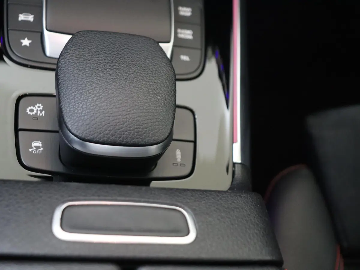 AMG 35 4MATIC Premium Plus /Panoramadak /Burmester 3D /Distronic /360 Camera