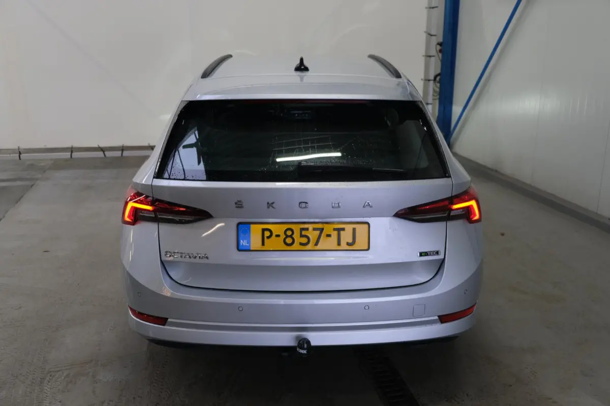 1.0 e-TSI Ambition - N.A.P. Airco, Navi, Trekhaak, PDC