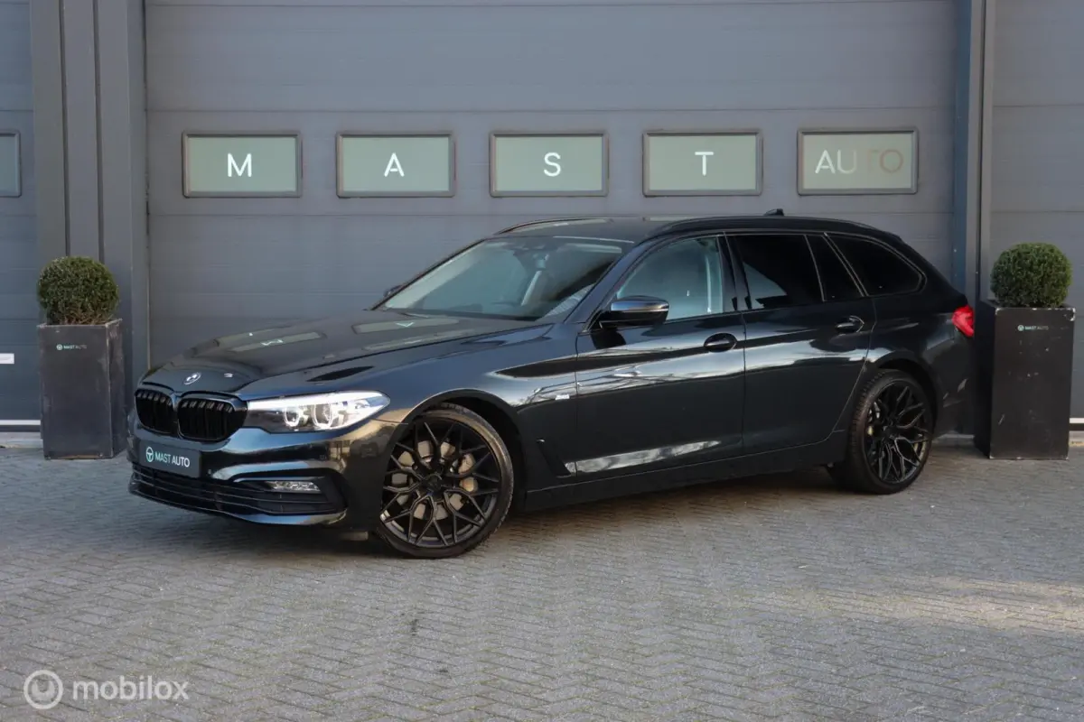 530i|Dealer|Carplay|PDC|Stoelverwarming|