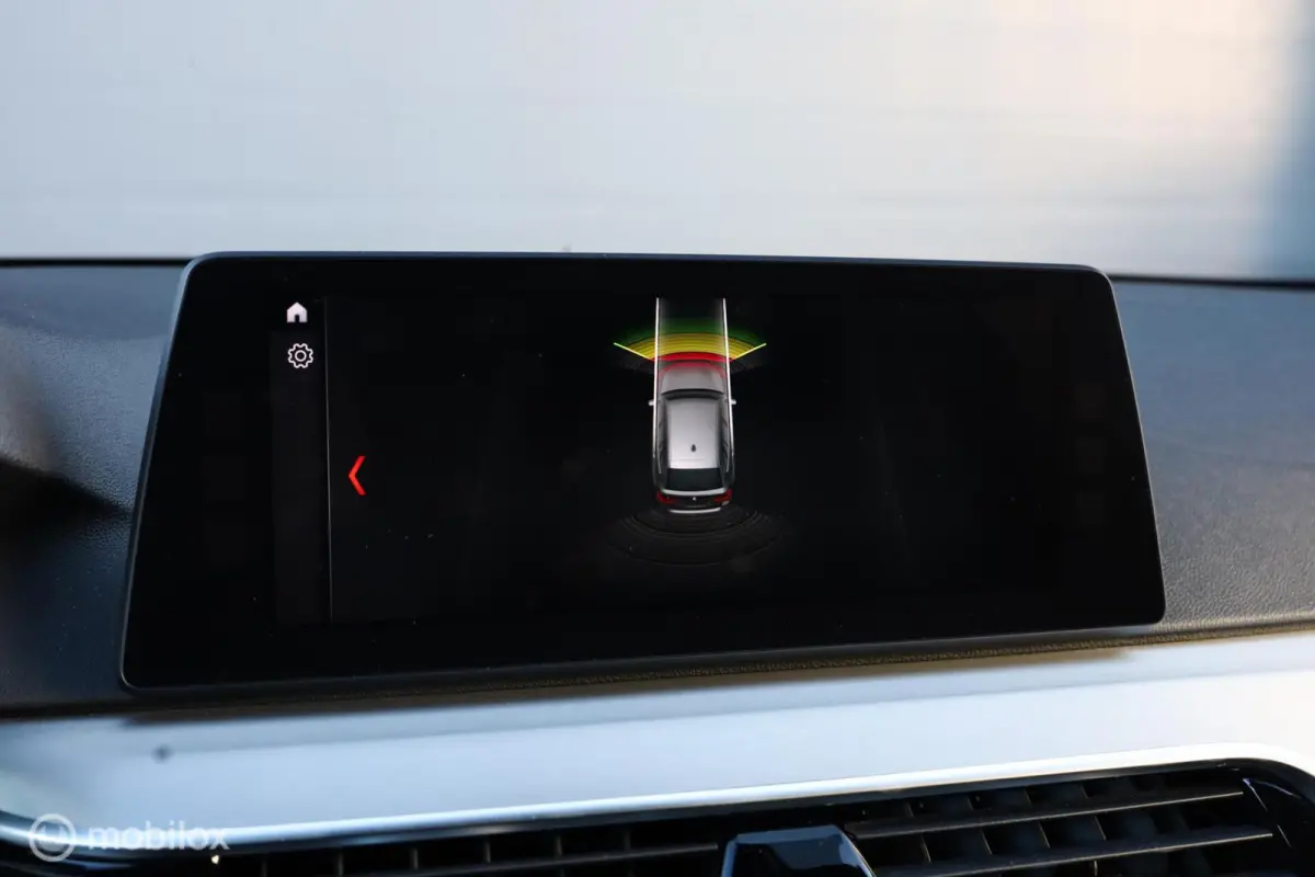530i|Dealer|Carplay|PDC|Stoelverwarming|