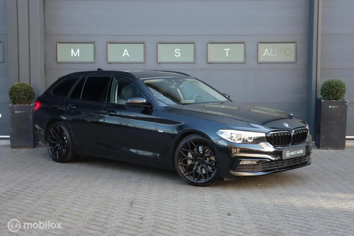 530i|Dealer|Carplay|PDC|Stoelverwarming|