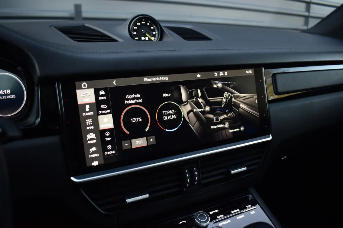 3.0 E-Hybrid SportDesign | Pano | Massage | 360 Camera | Stoelventilatie | Luchtvering | Bose | Orig. NL |